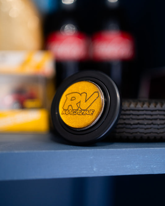 RV Gold/Black Horn Button