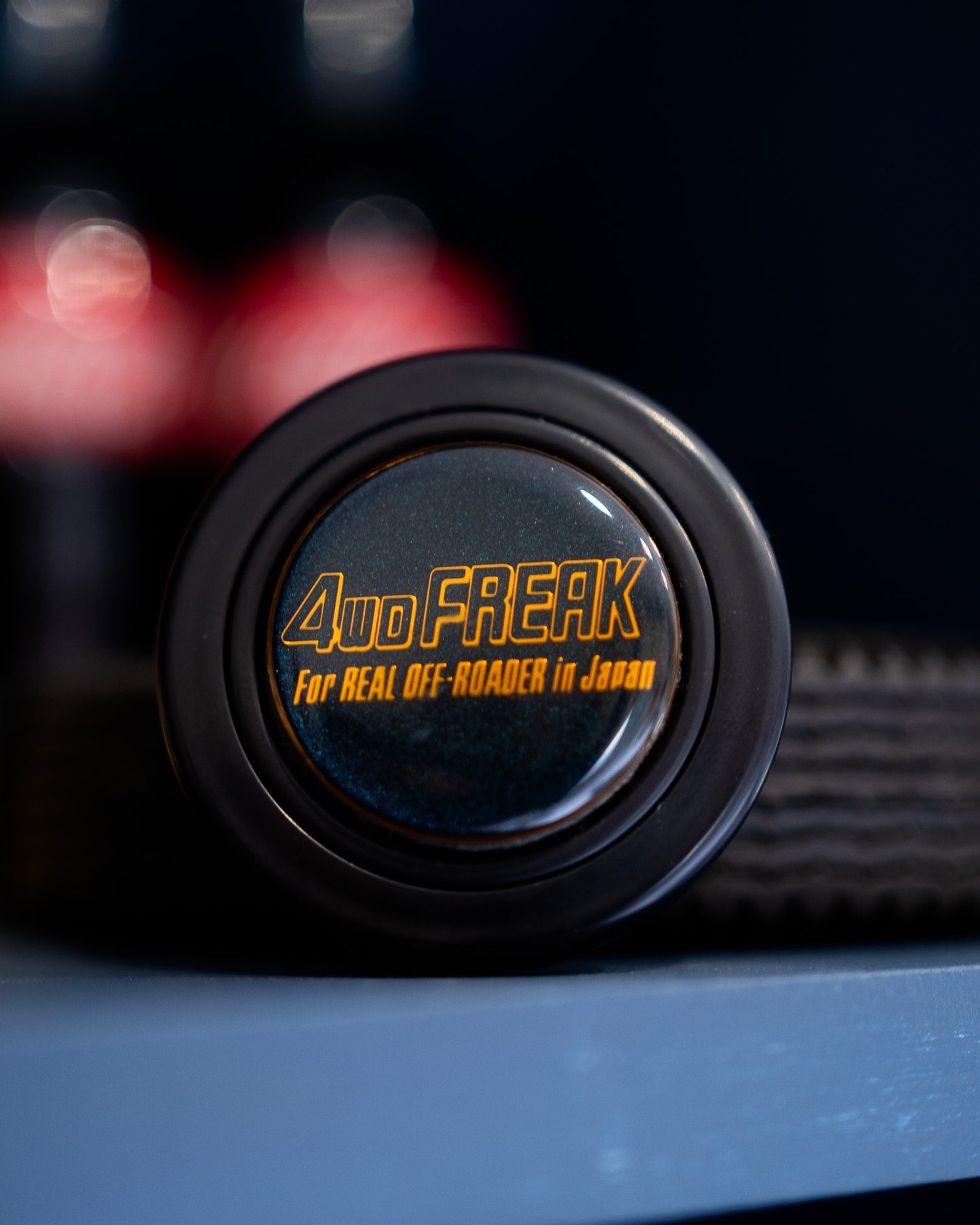 4WDFreak Mag Green/Black Horn Button