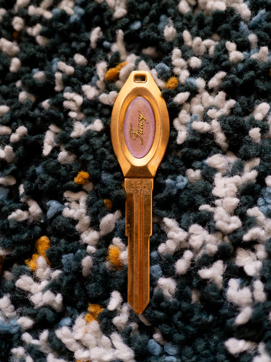 Royal Clover Fancy Purple M356 Fashion Key