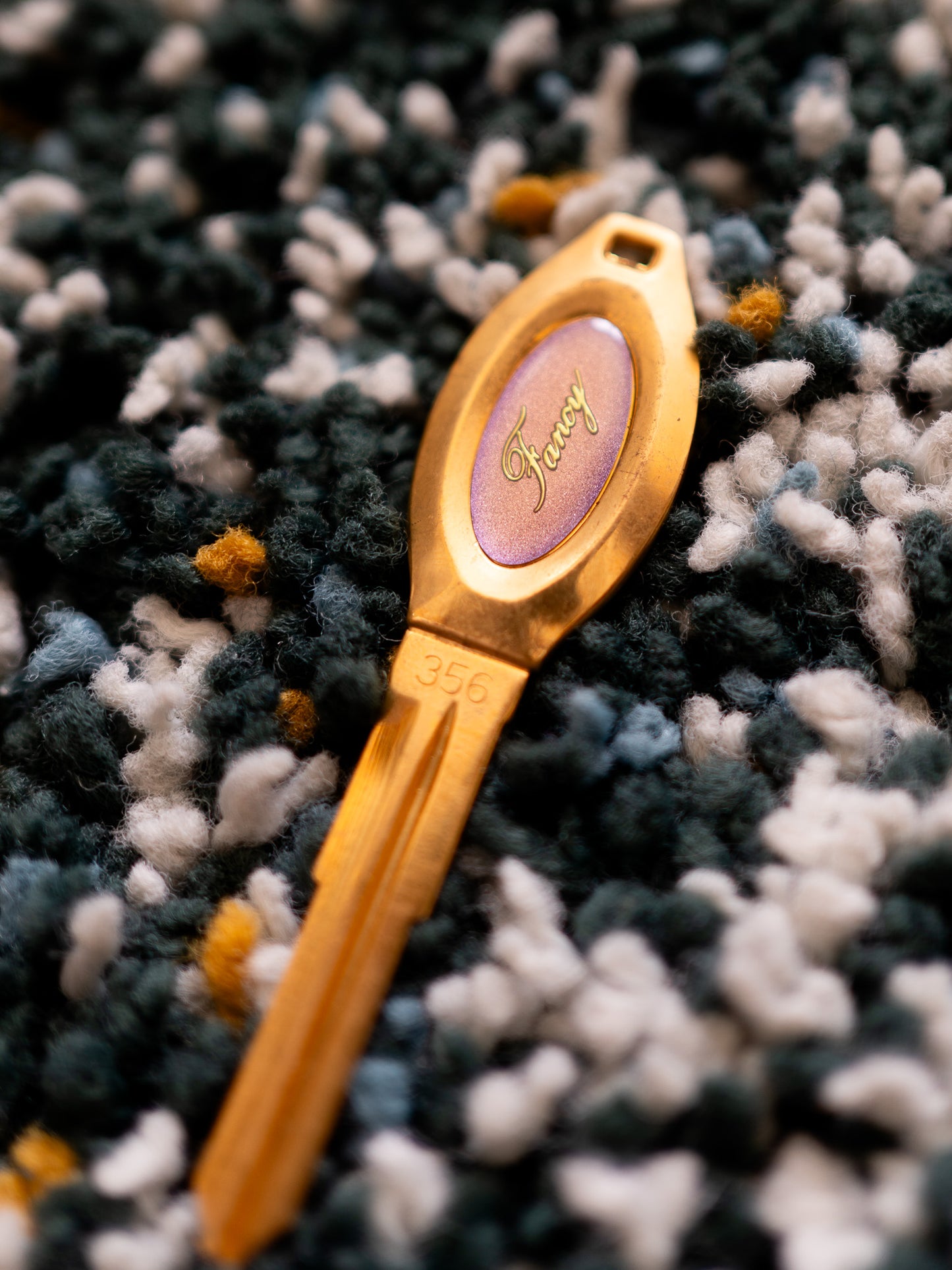 Royal Clover Fancy Purple M356 Fashion Key