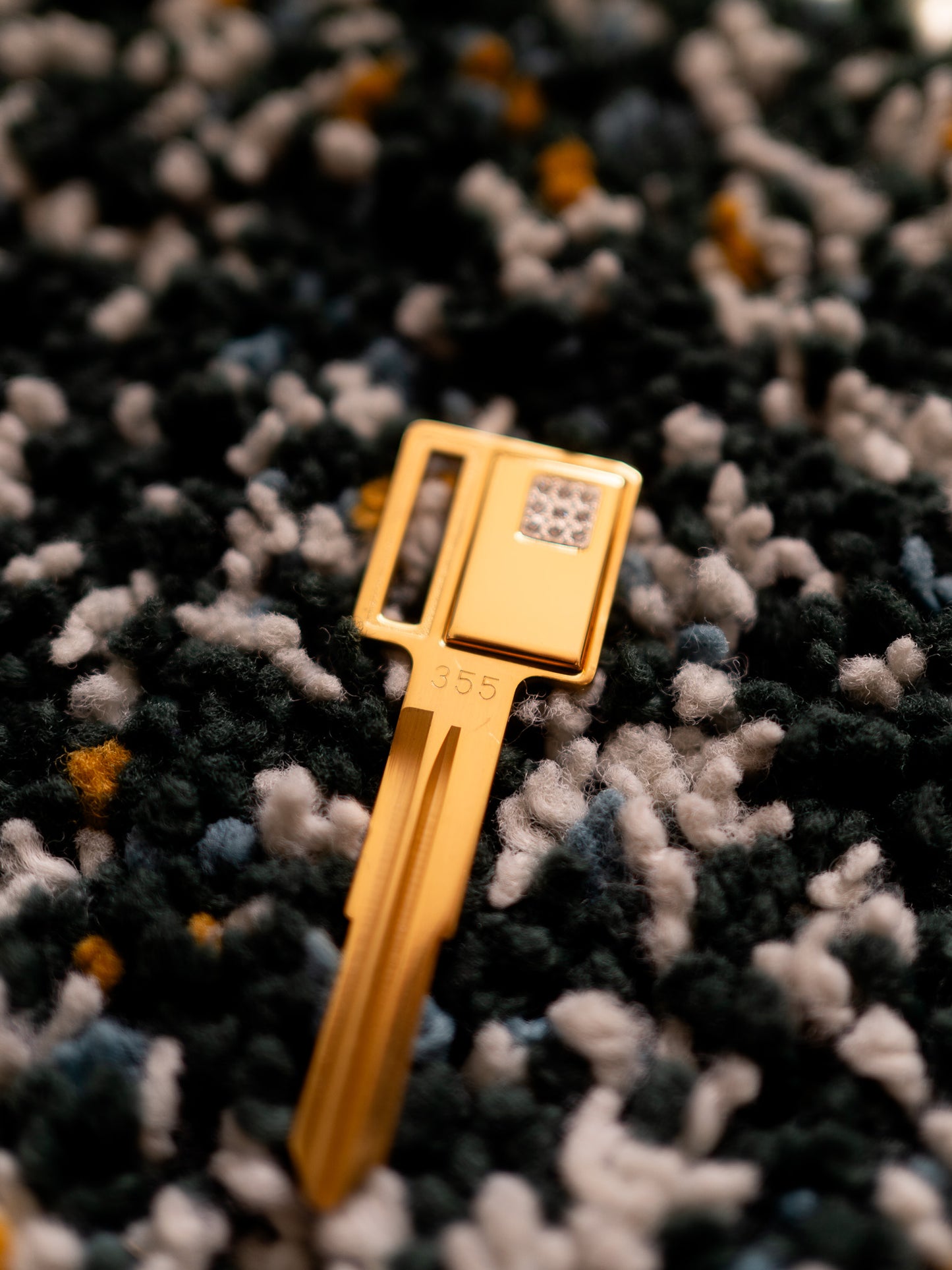 Royal Clover Gold M355 Fashion Key