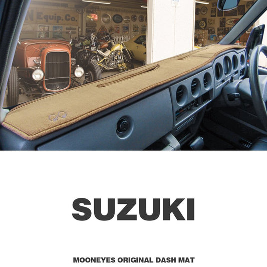 Mooneyes Dash Mat - Suzuki