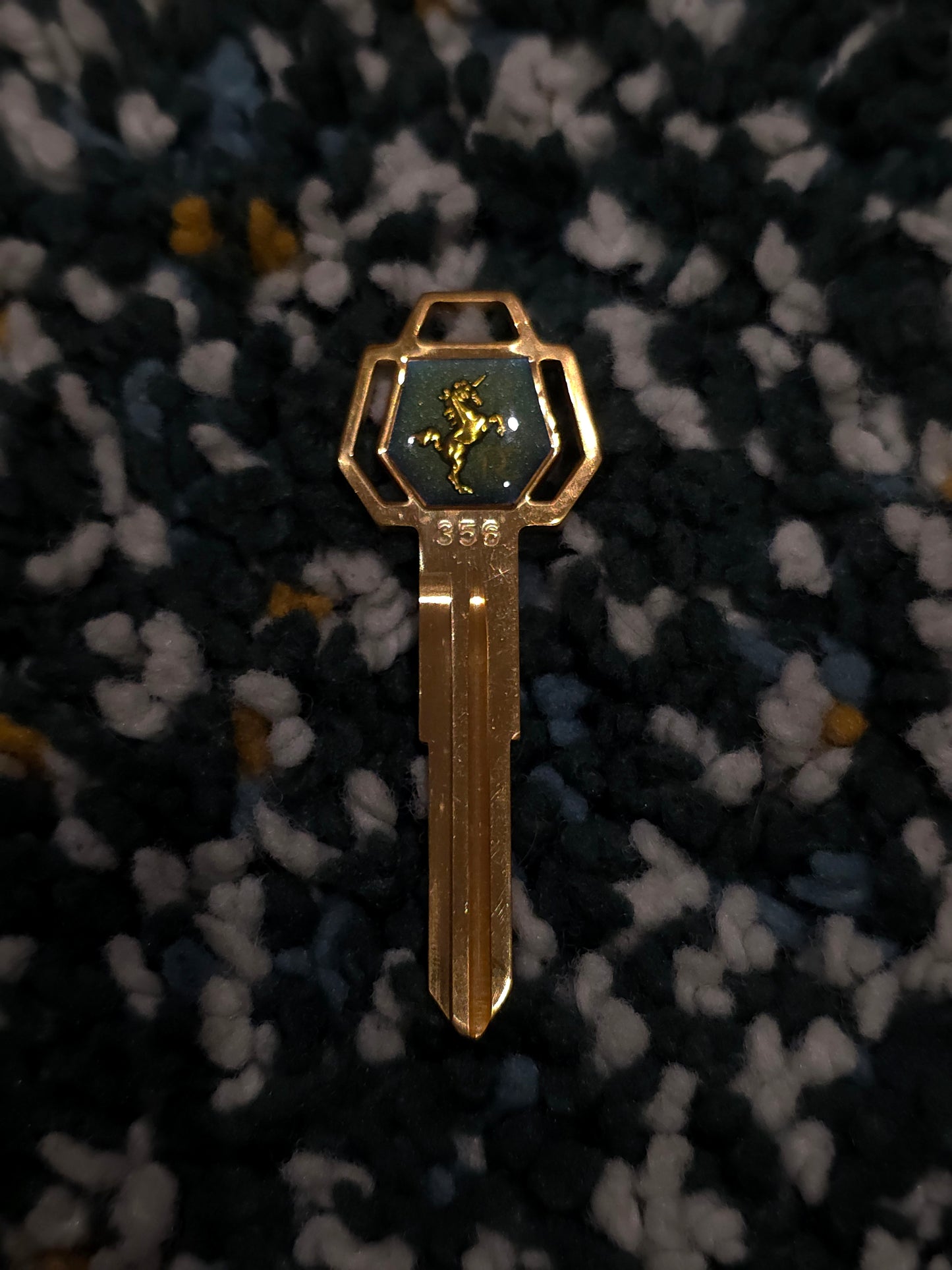 Royal Clover Unicorn M356 Fashion Key - Blue